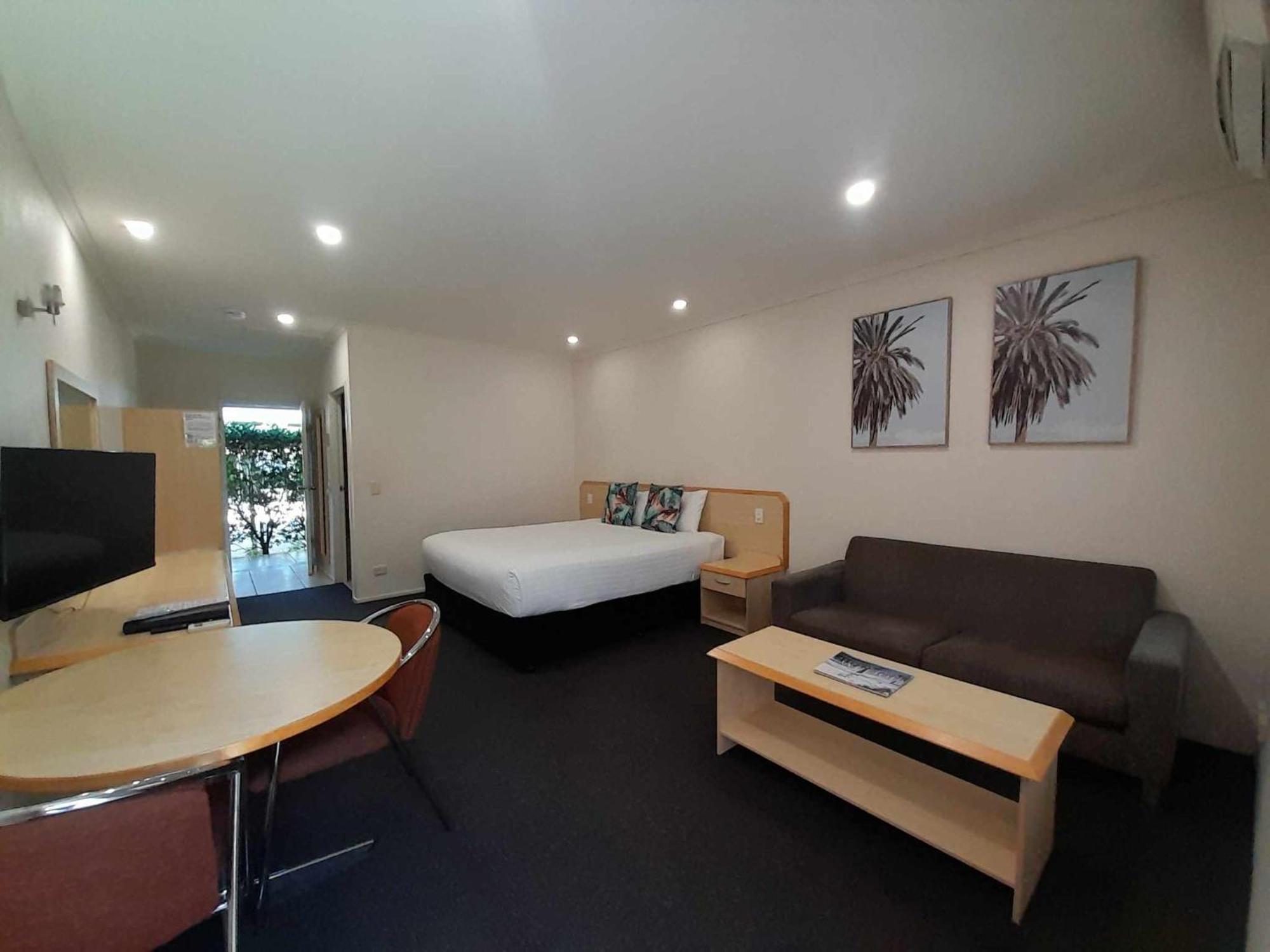 Red Bridge Motor Inn Woombye Exterior foto