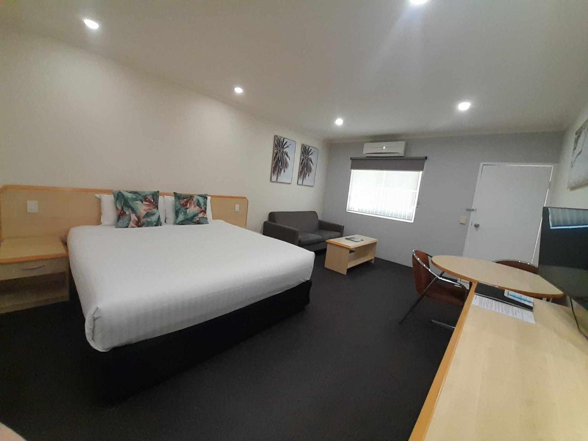 Red Bridge Motor Inn Woombye Exterior foto