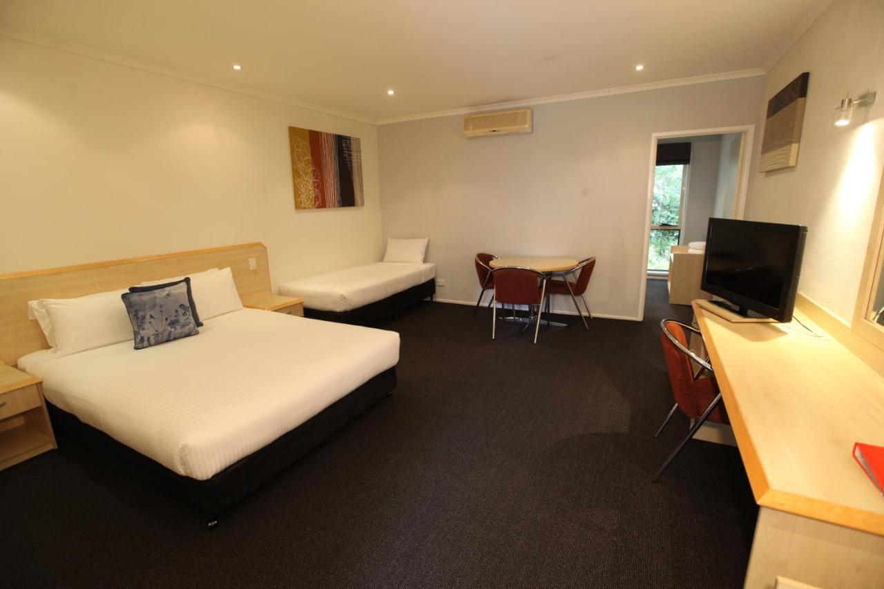 Red Bridge Motor Inn Woombye Exterior foto