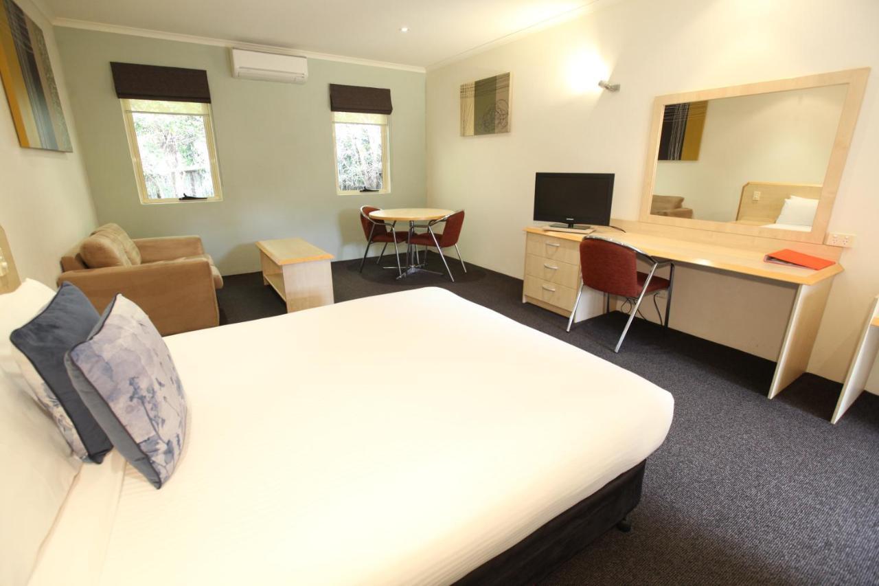 Red Bridge Motor Inn Woombye Exterior foto
